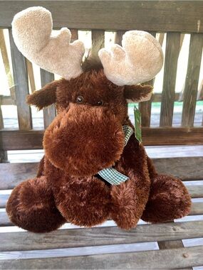 Large stuffed moose plush stuffed animal NWT